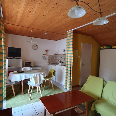 Anna Apartman ヘーヴィーズ エクステリア 写真