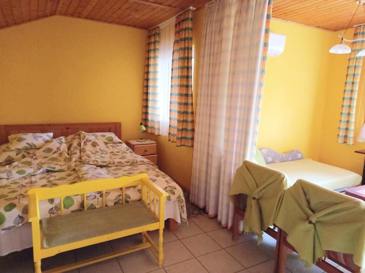 Anna Apartman ヘーヴィーズ エクステリア 写真
