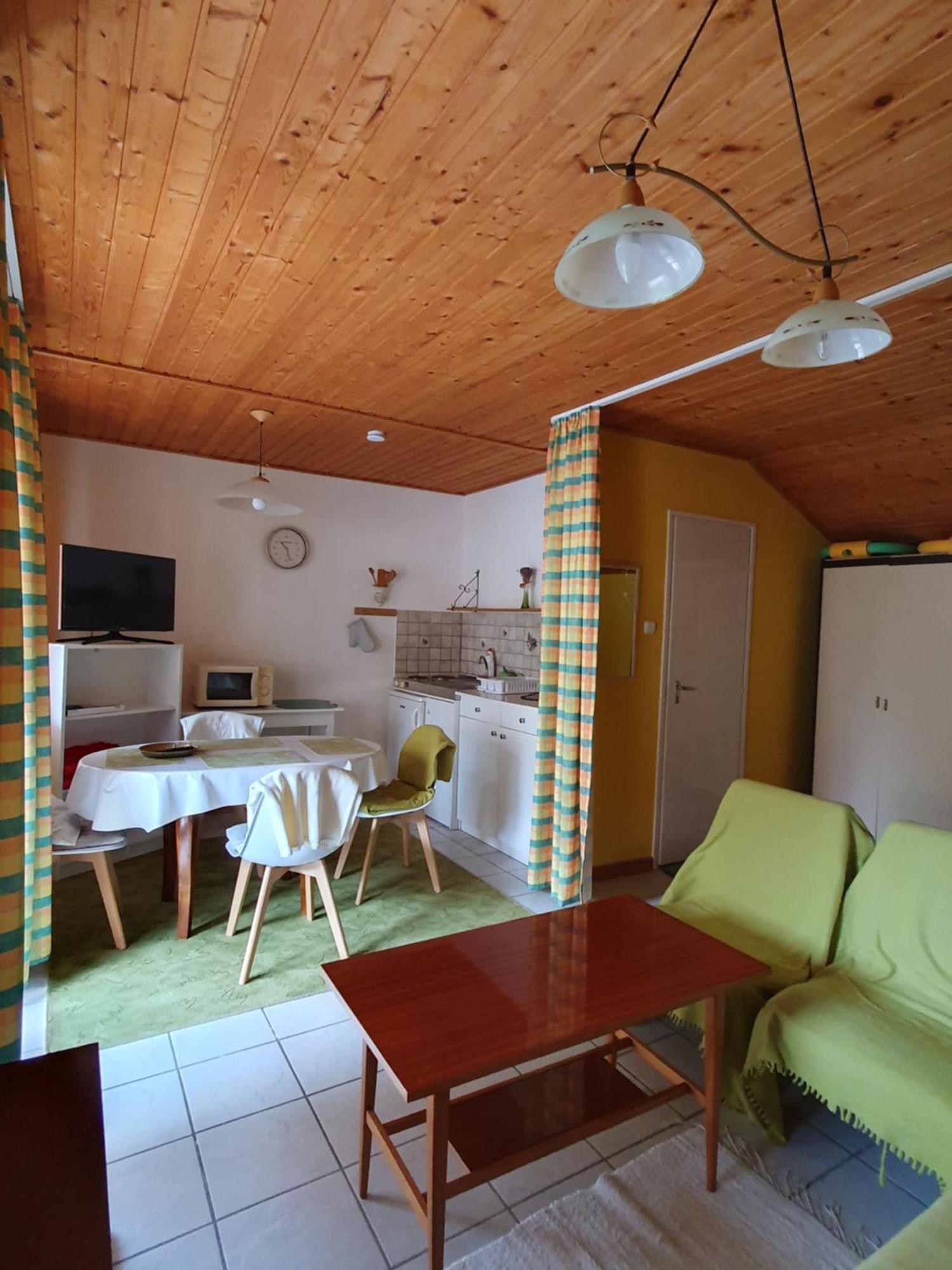 Anna Apartman ヘーヴィーズ エクステリア 写真